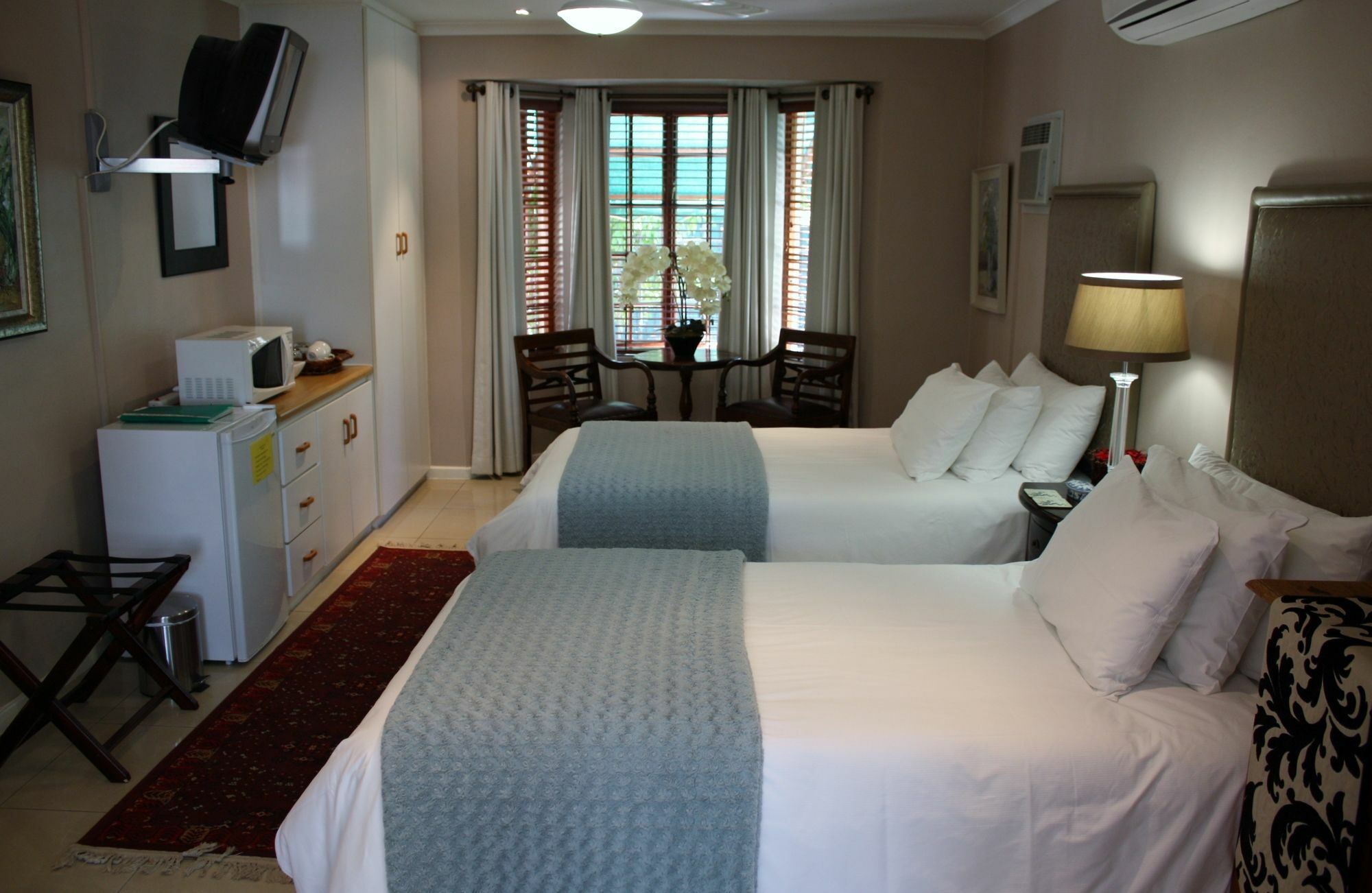 Somerset Lodge Montagu Bagian luar foto